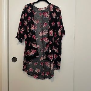 LuLaRoe Lindsey Kimono: Black with Pink Flower Design (S)